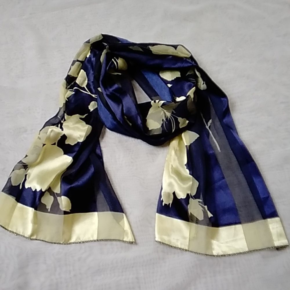 SILK FEEL WOMEN SCARF SIZE 58 X 13 INCHES